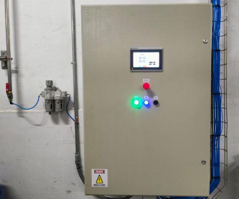 Sistema de control automático para llenado de tanques de aceite